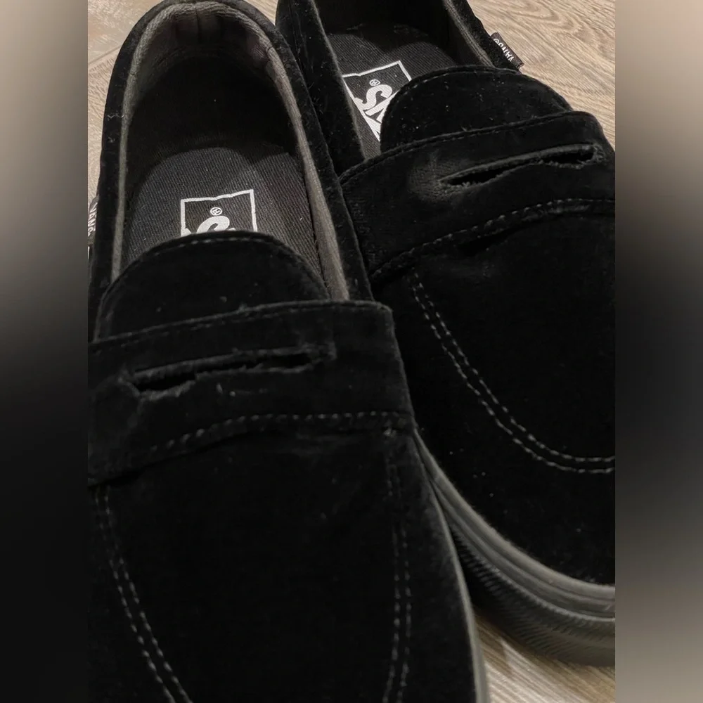 NWOT - Vans Skate Style 53 Velvet Black